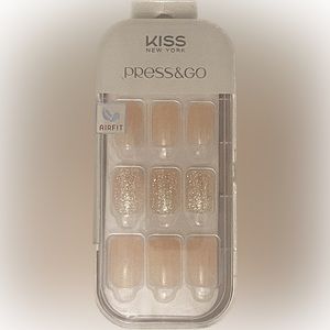 Press & Go Nails